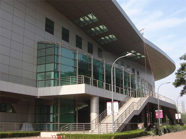 南開大學(xué)體育館鋁單板 南開大學(xué)體育館鋁單板
